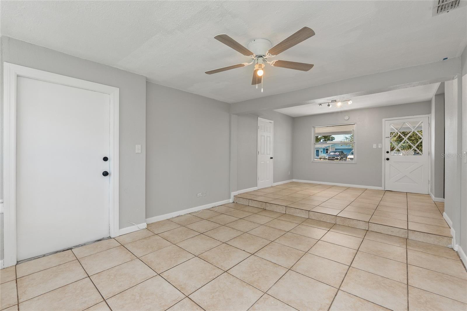 Image 15 of 24 For 6494 3rd Avenue S