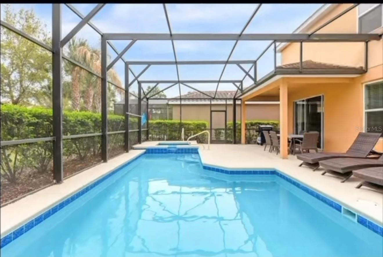 Image 29 of 37 For 4412 Acorn Court