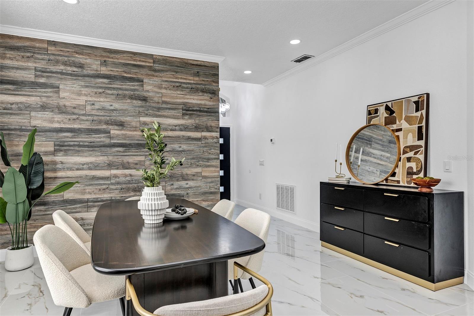 Image 14 of 51 For 4931 Jetton Drive