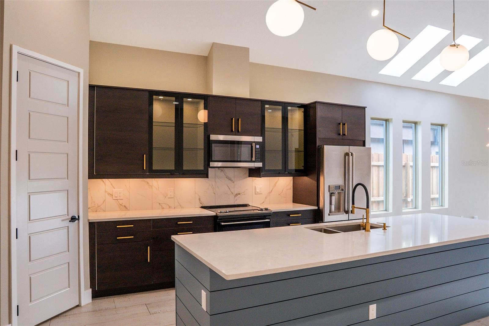 Image 10 of 47 For 2514 Shannon Road