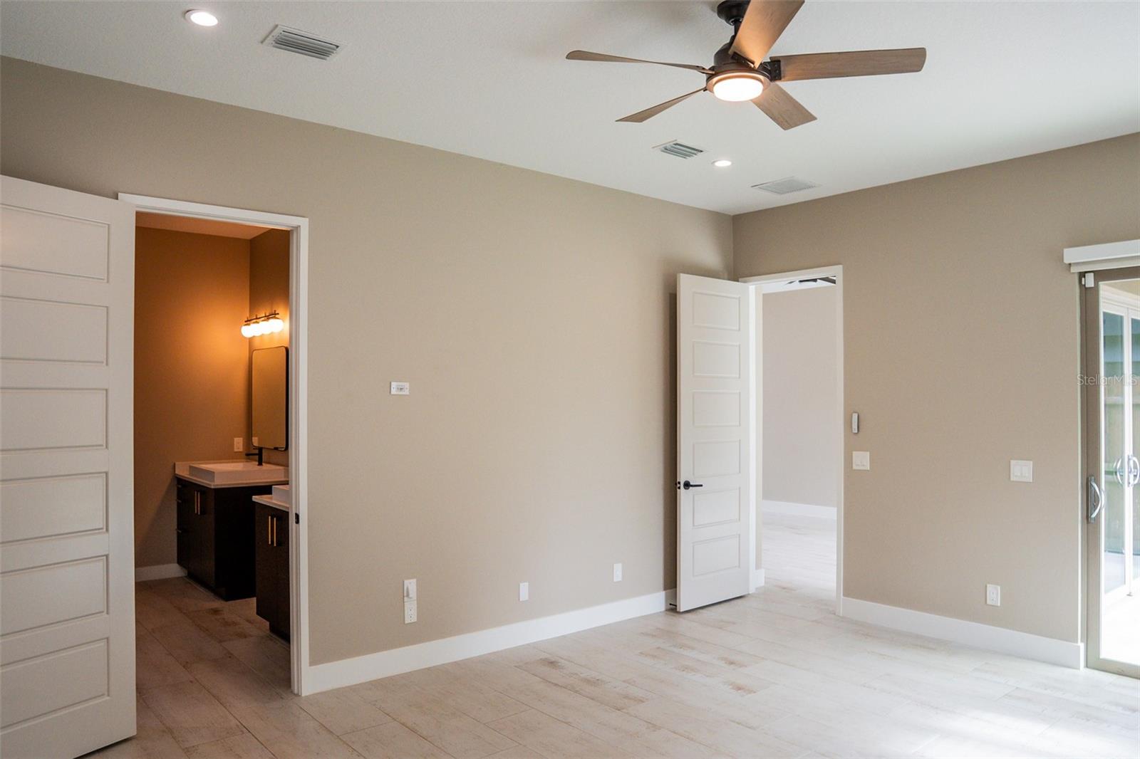 Image 17 of 47 For 2514 Shannon Road