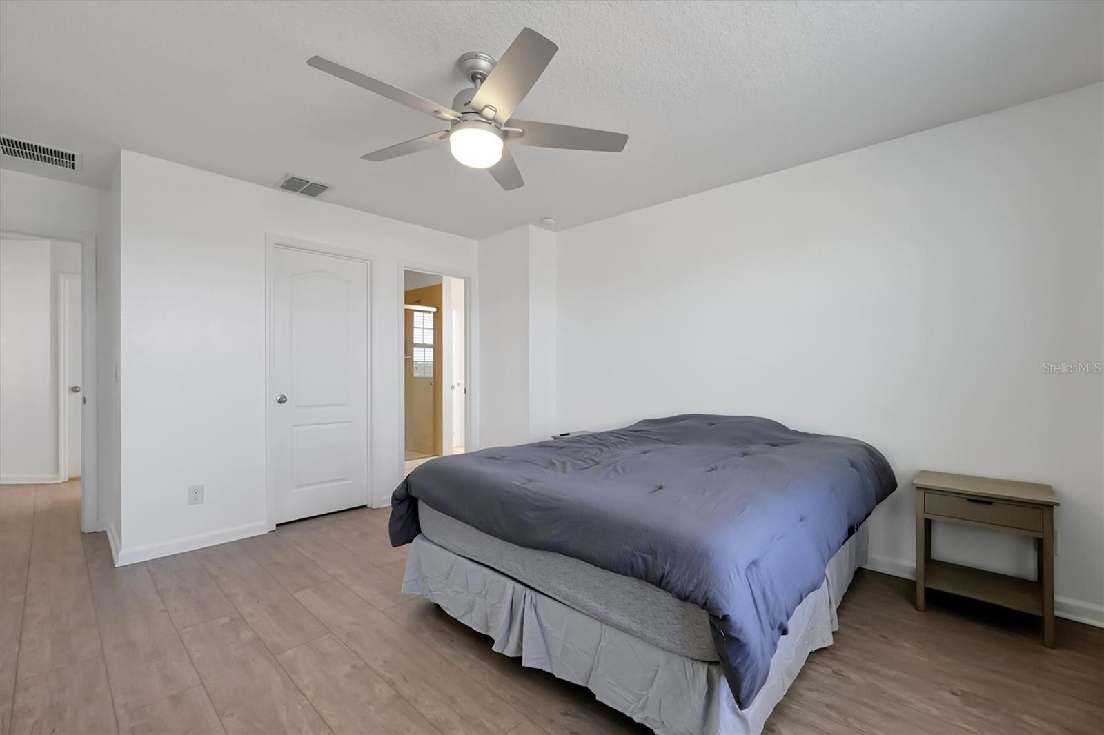 Image 29 of 57 For 17094 Gathering Place Circle