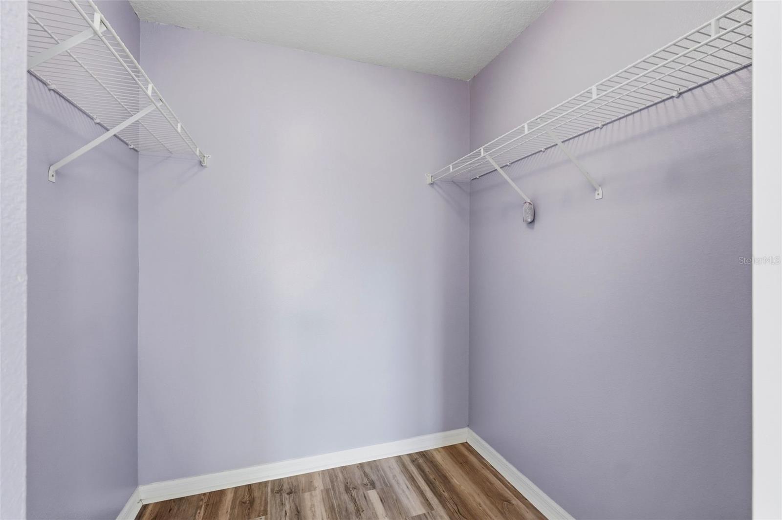 Image 27 of 43 For 8719 Rockingham Terrace C