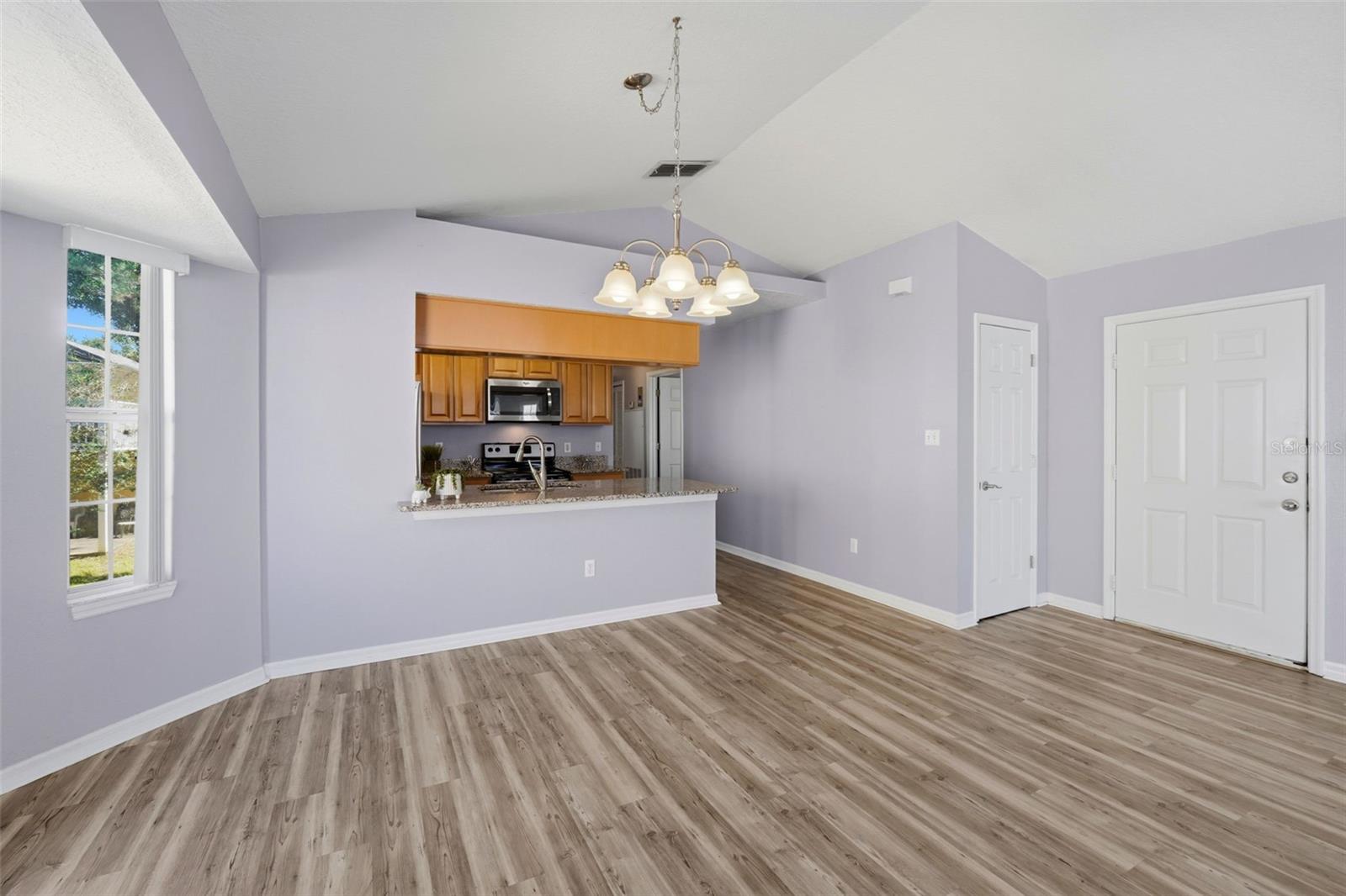 Image 7 of 43 For 8719 Rockingham Terrace C