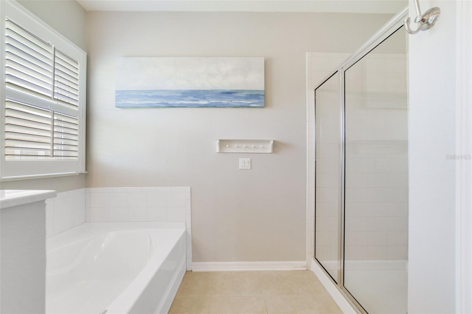 Image 15 of 31 For 13561 Fountainbleau Drive