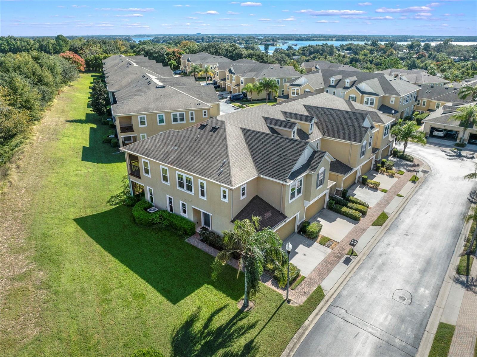 Image 2 of 31 For 13561 Fountainbleau Drive