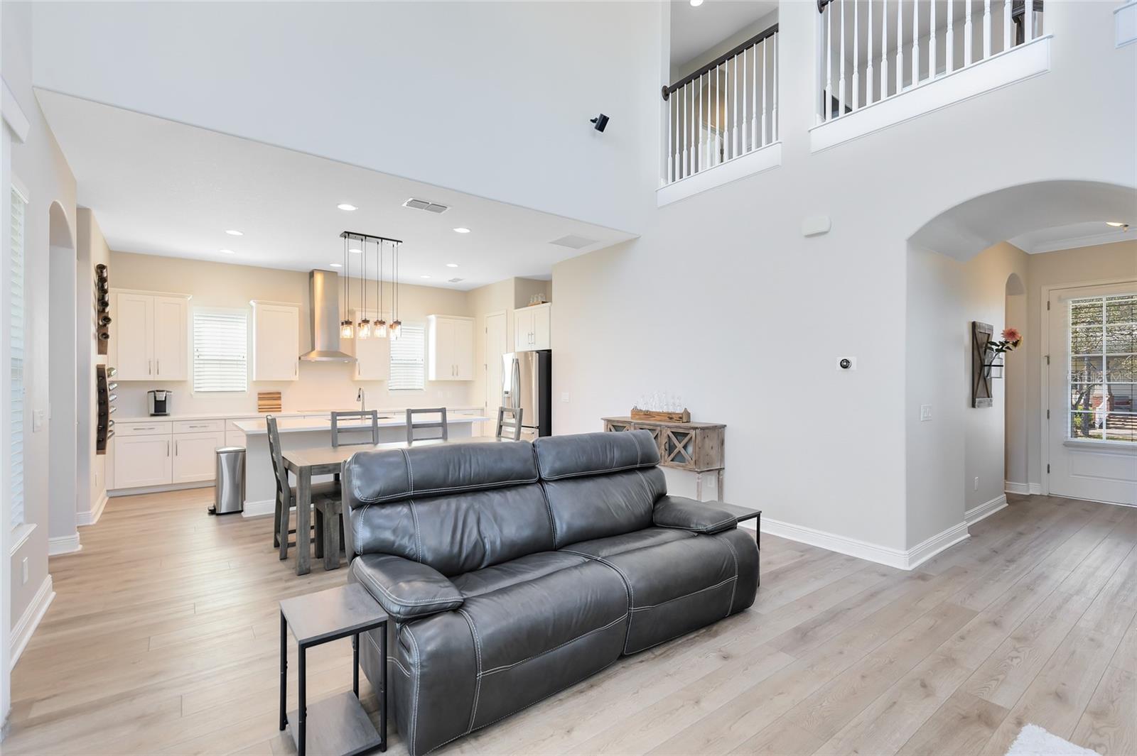 Image 12 of 68 For 13875 Sachs Avenue