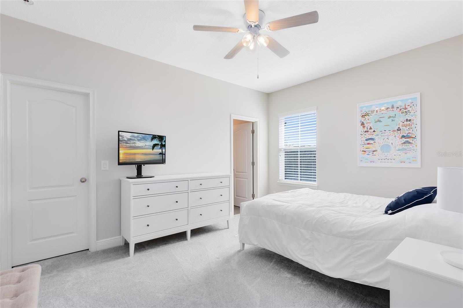 Image 27 of 68 For 13875 Sachs Avenue