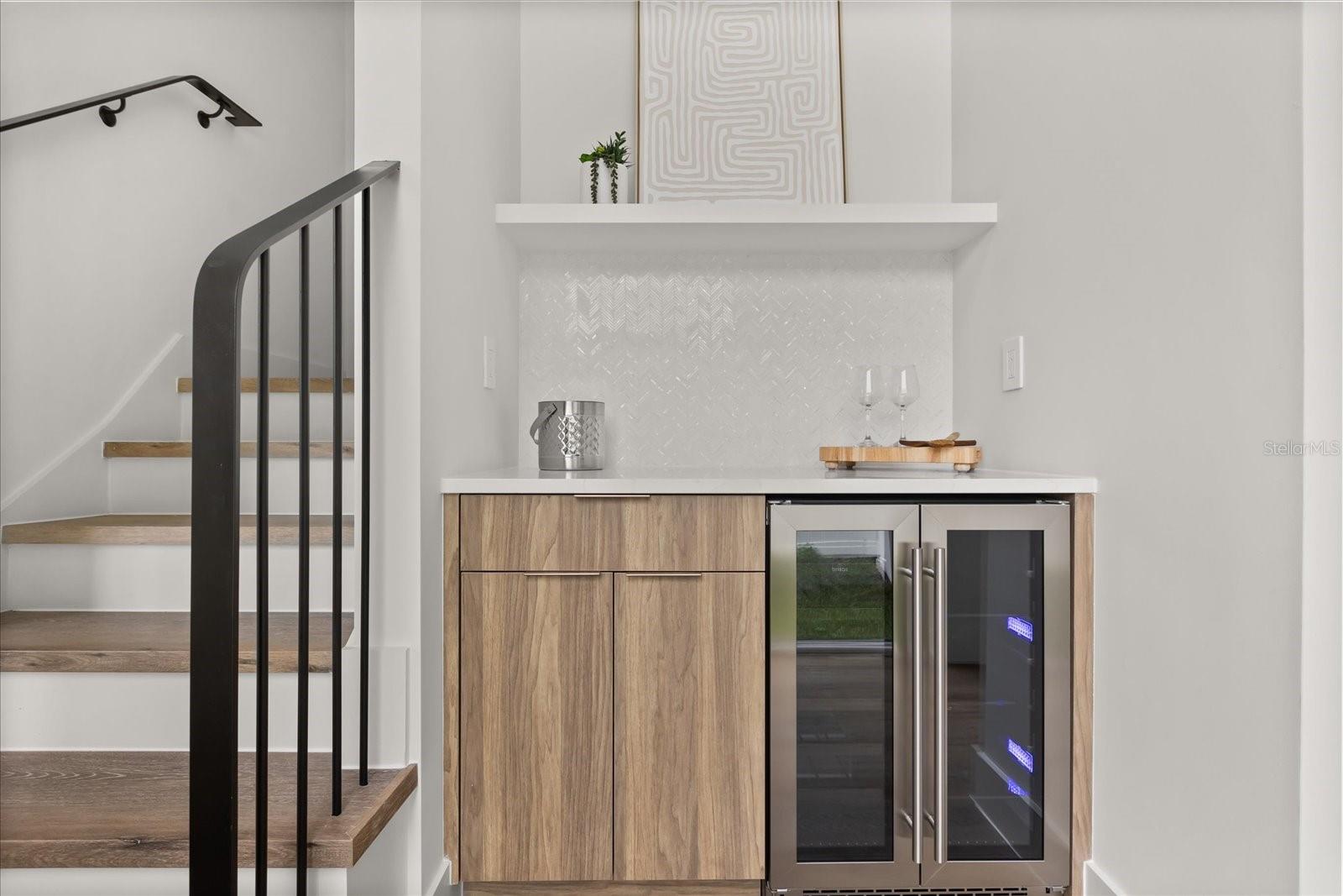 Image 12 of 54 For 2027 Harding Street