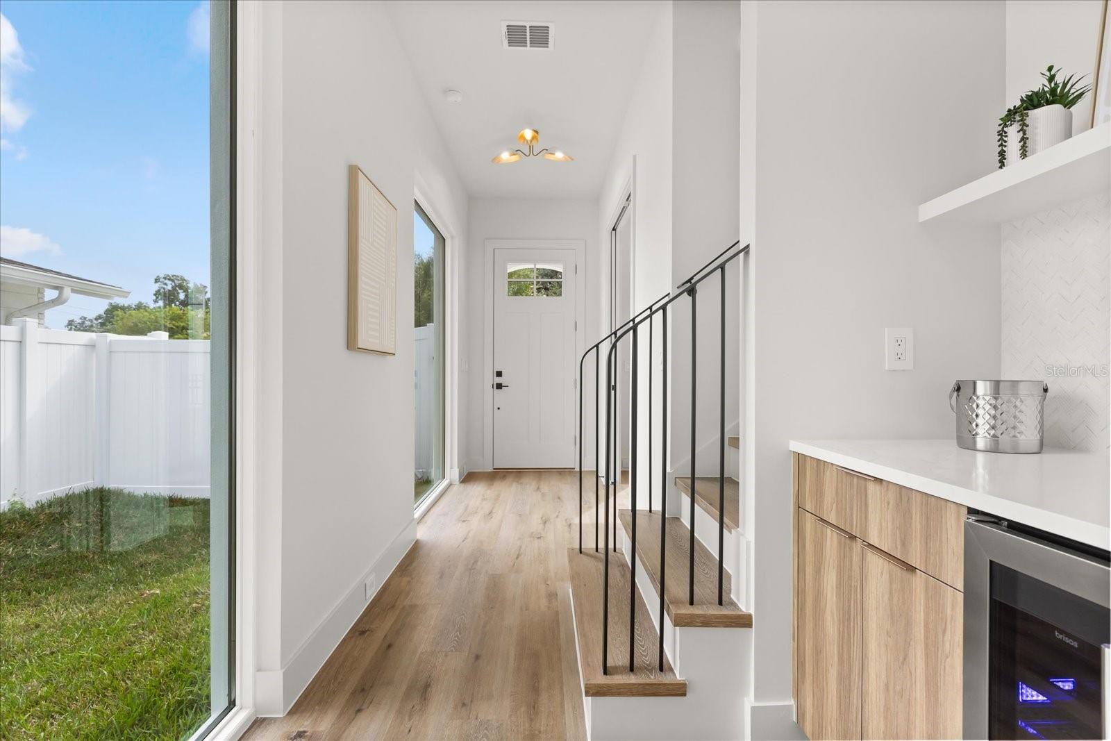 Image 13 of 54 For 2027 Harding Street