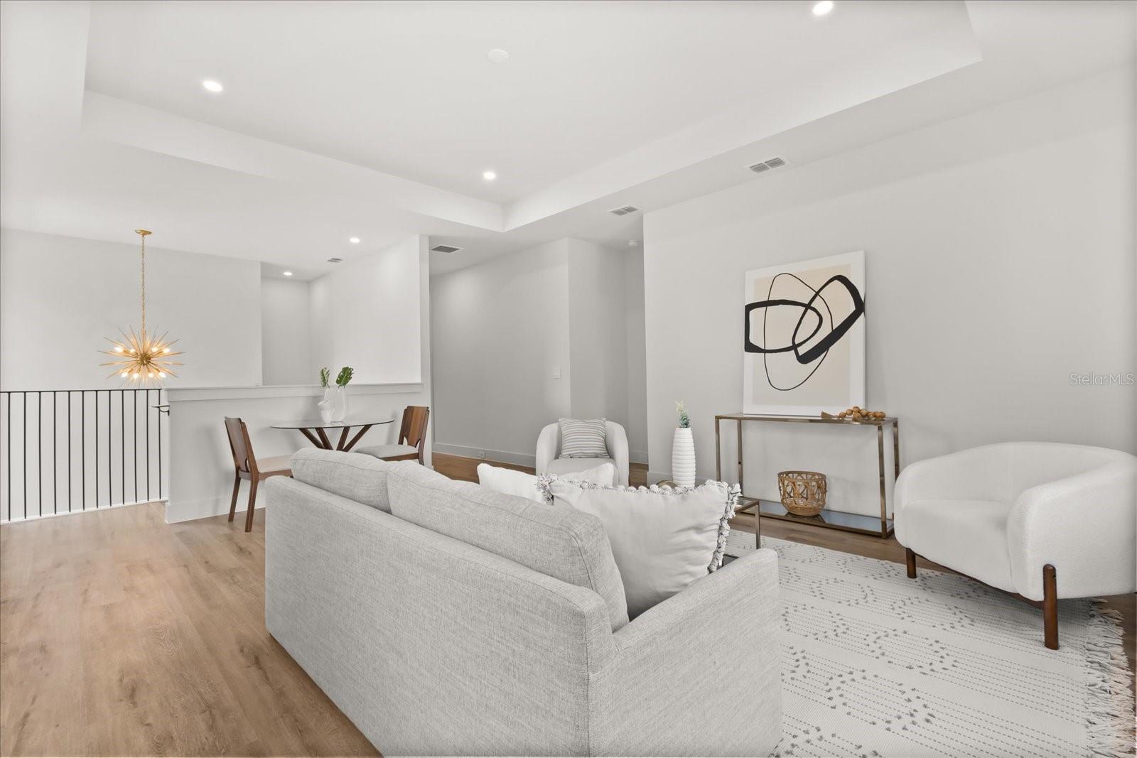 Image 28 of 54 For 2027 Harding Street