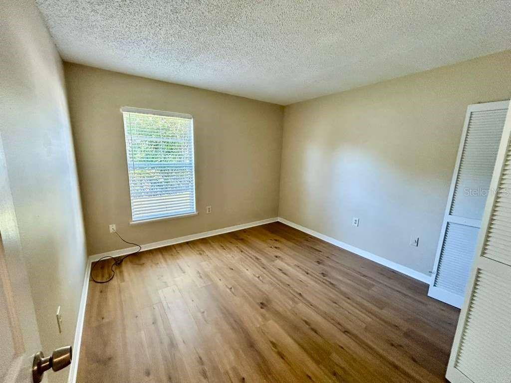 Image 12 of 19 For 1033 Catfish Creek Court