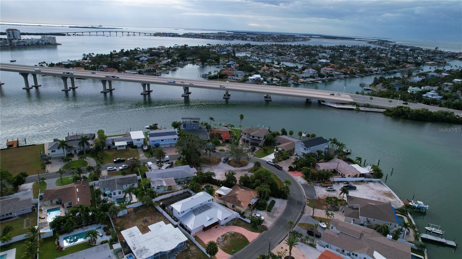 Image 12 of 18 For 3615 Belle Vista Drive E