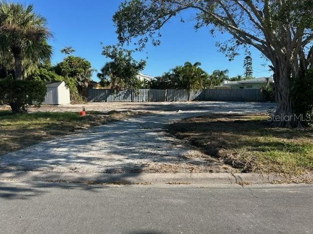 Image 2 of 18 For 3615 Belle Vista Drive E