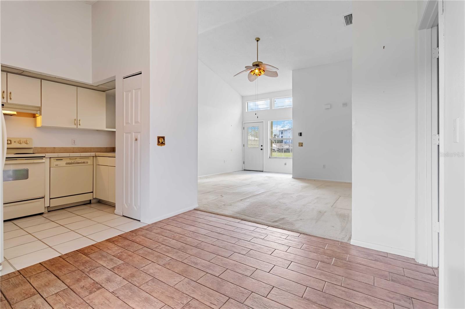 Image 18 of 34 For 3728 Malory Court