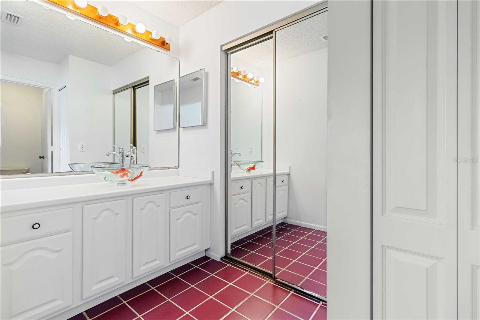 Image 26 of 34 For 3728 Malory Court