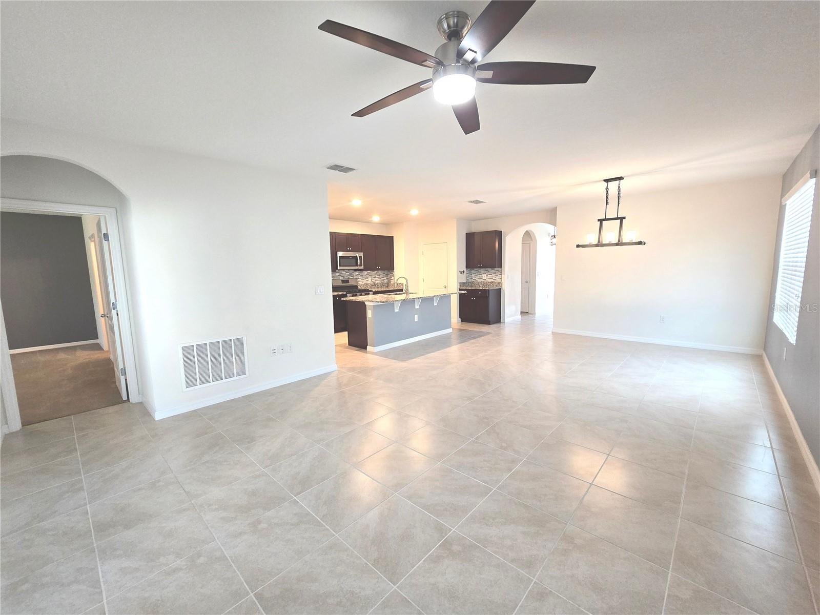 Image 15 of 28 For 206 Wood Hollow Road