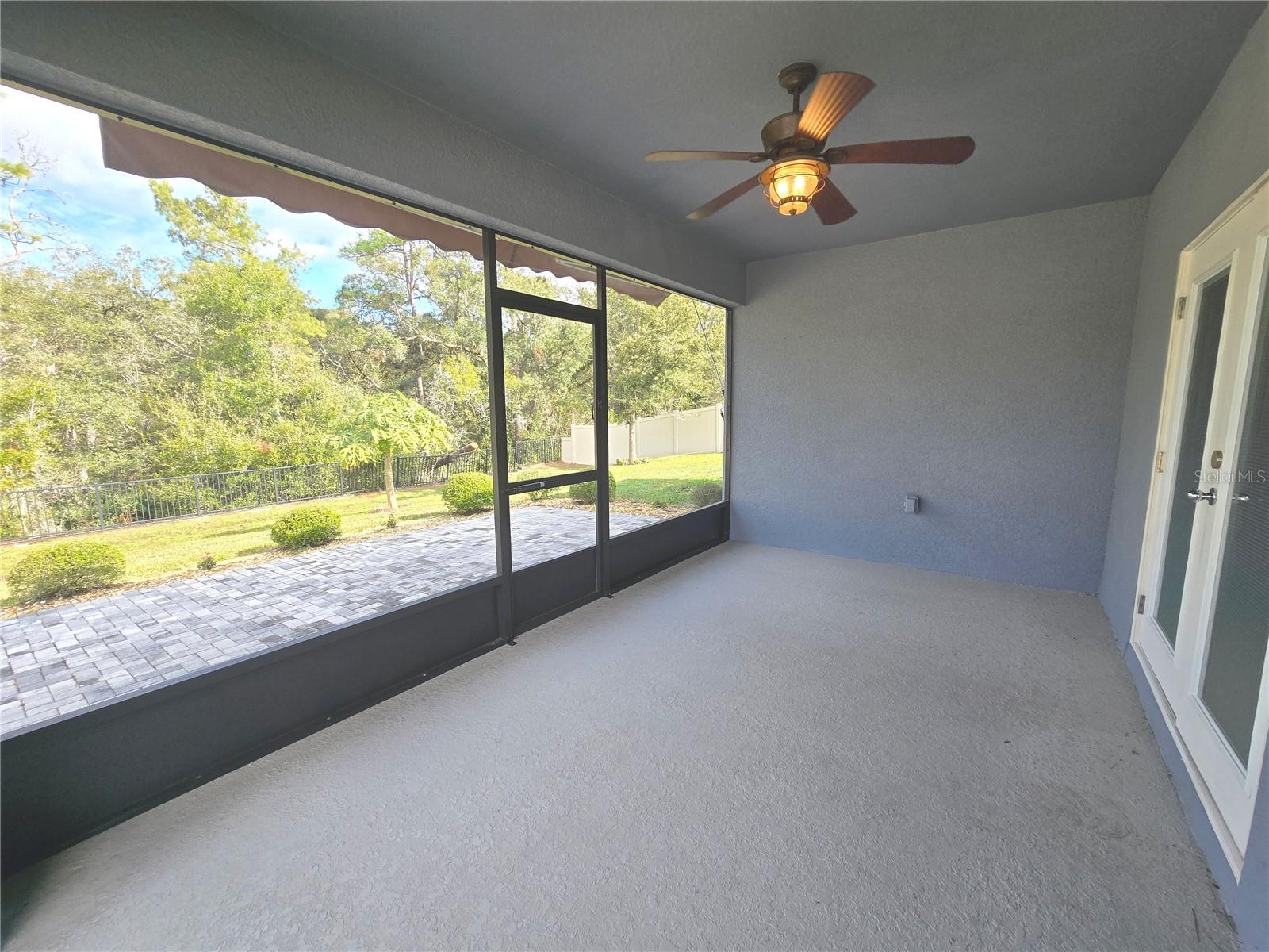 Image 23 of 28 For 206 Wood Hollow Road