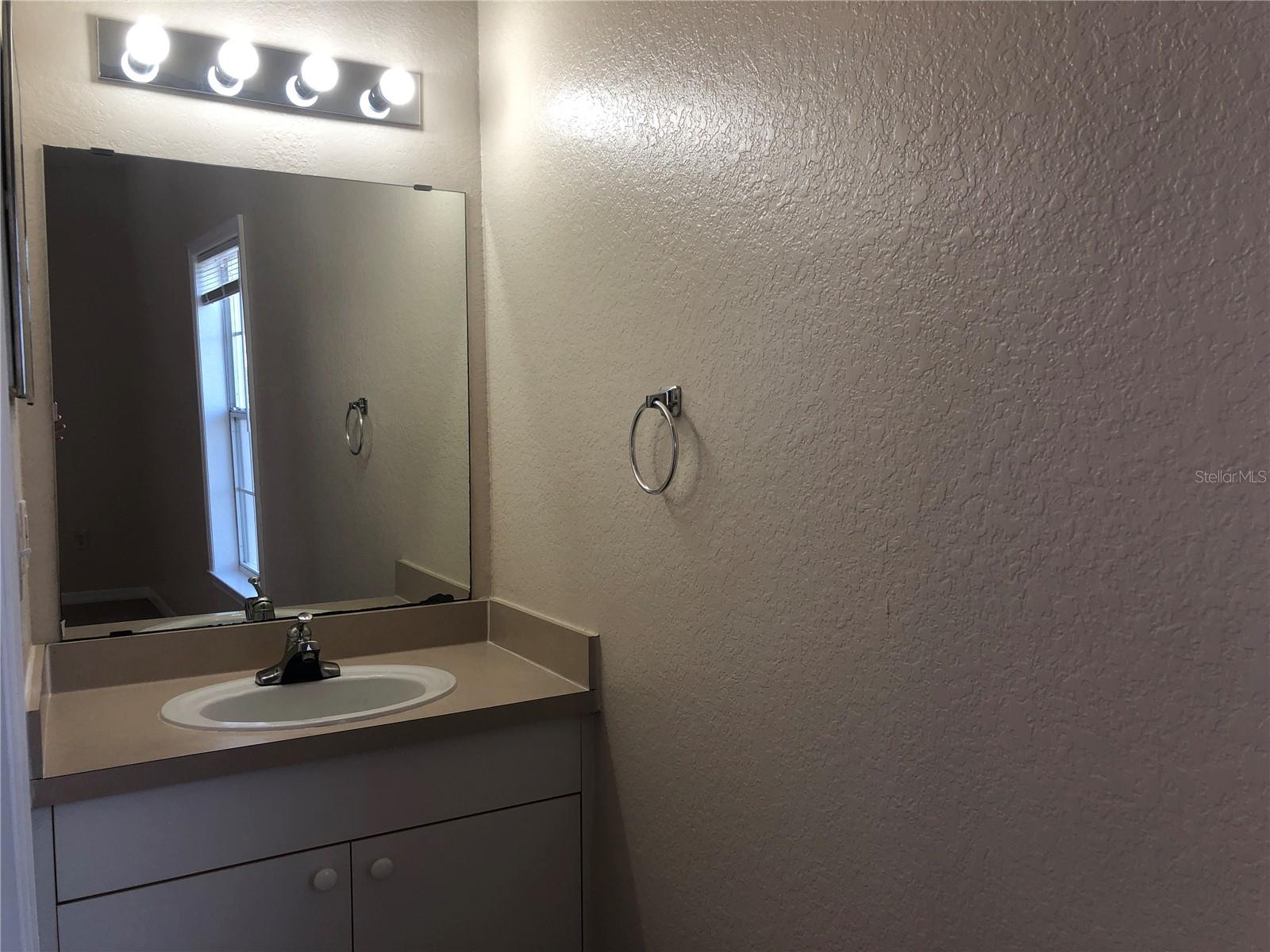 Image 22 of 58 For 3583 Conroy Road 1131