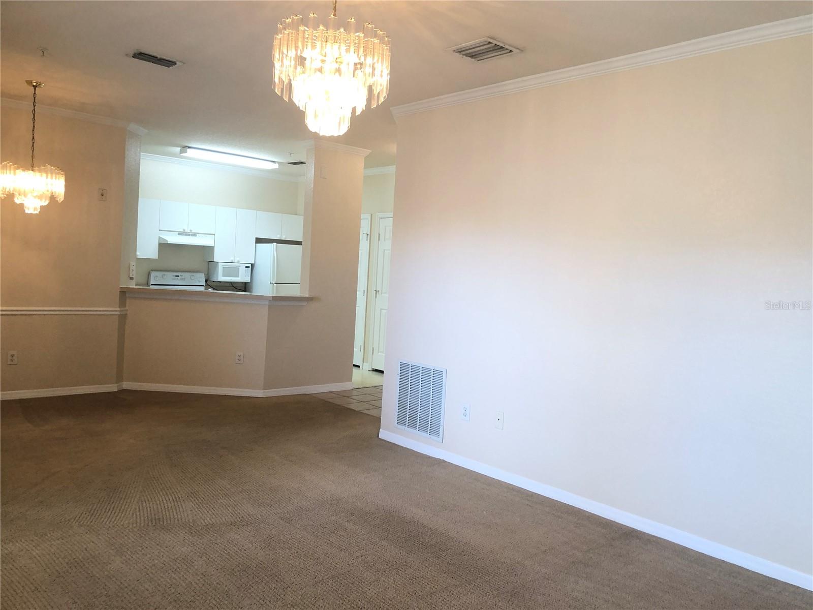 Image 28 of 58 For 3583 Conroy Road 1131