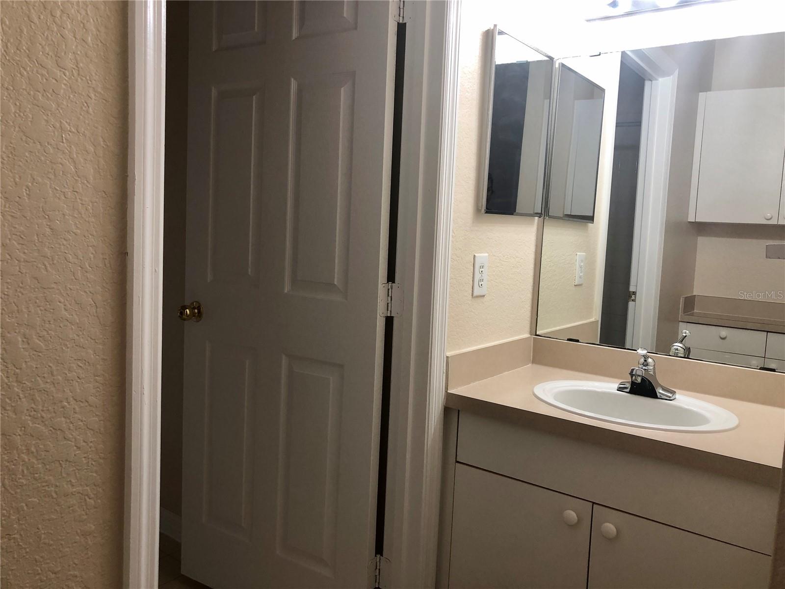 Image 36 of 58 For 3583 Conroy Road 1131