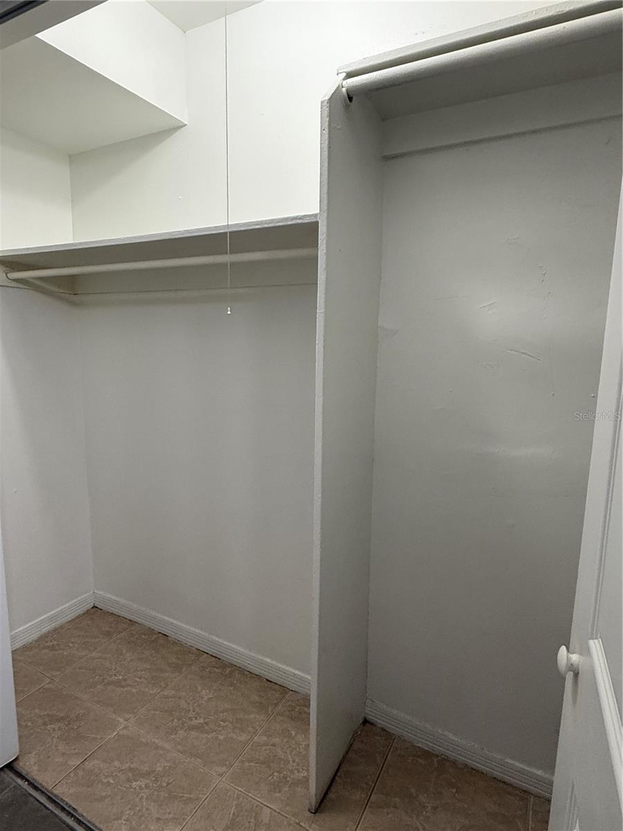 Image 16 of 29 For 425 Wymore Road 103