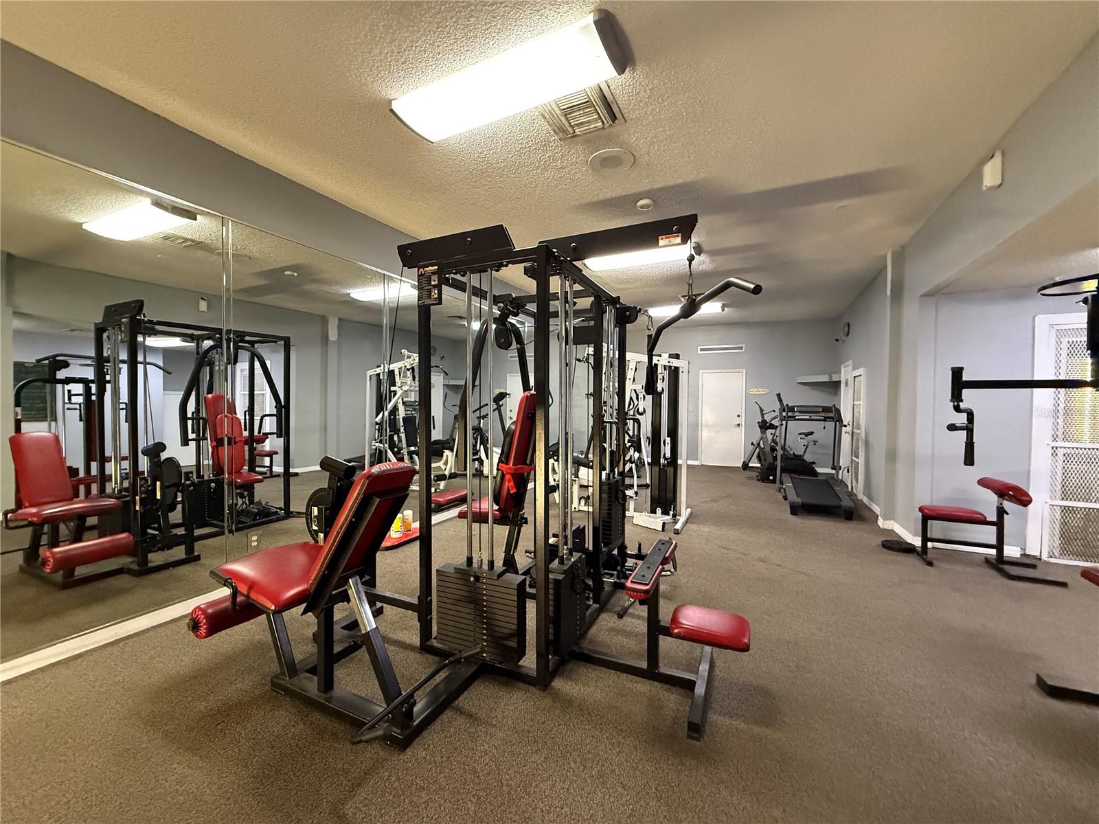 Image 21 of 29 For 425 Wymore Road 103