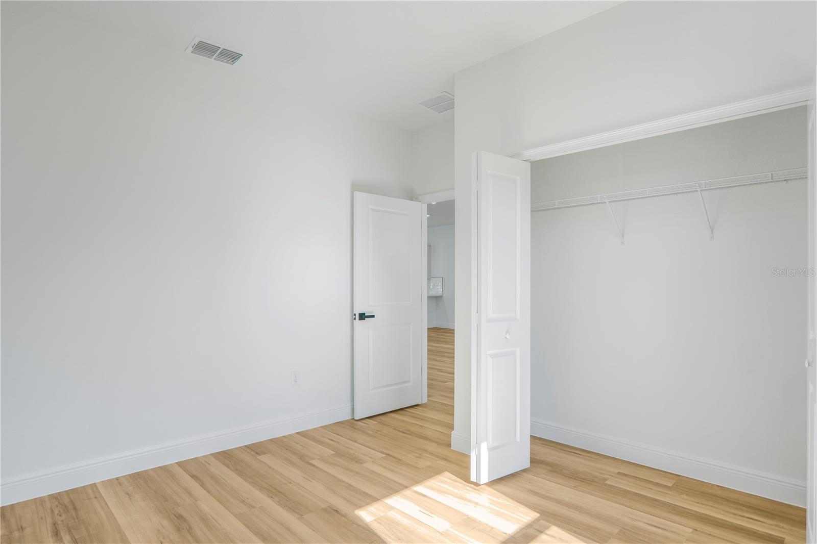 Image 12 of 44 For 2913 162nd Street Road