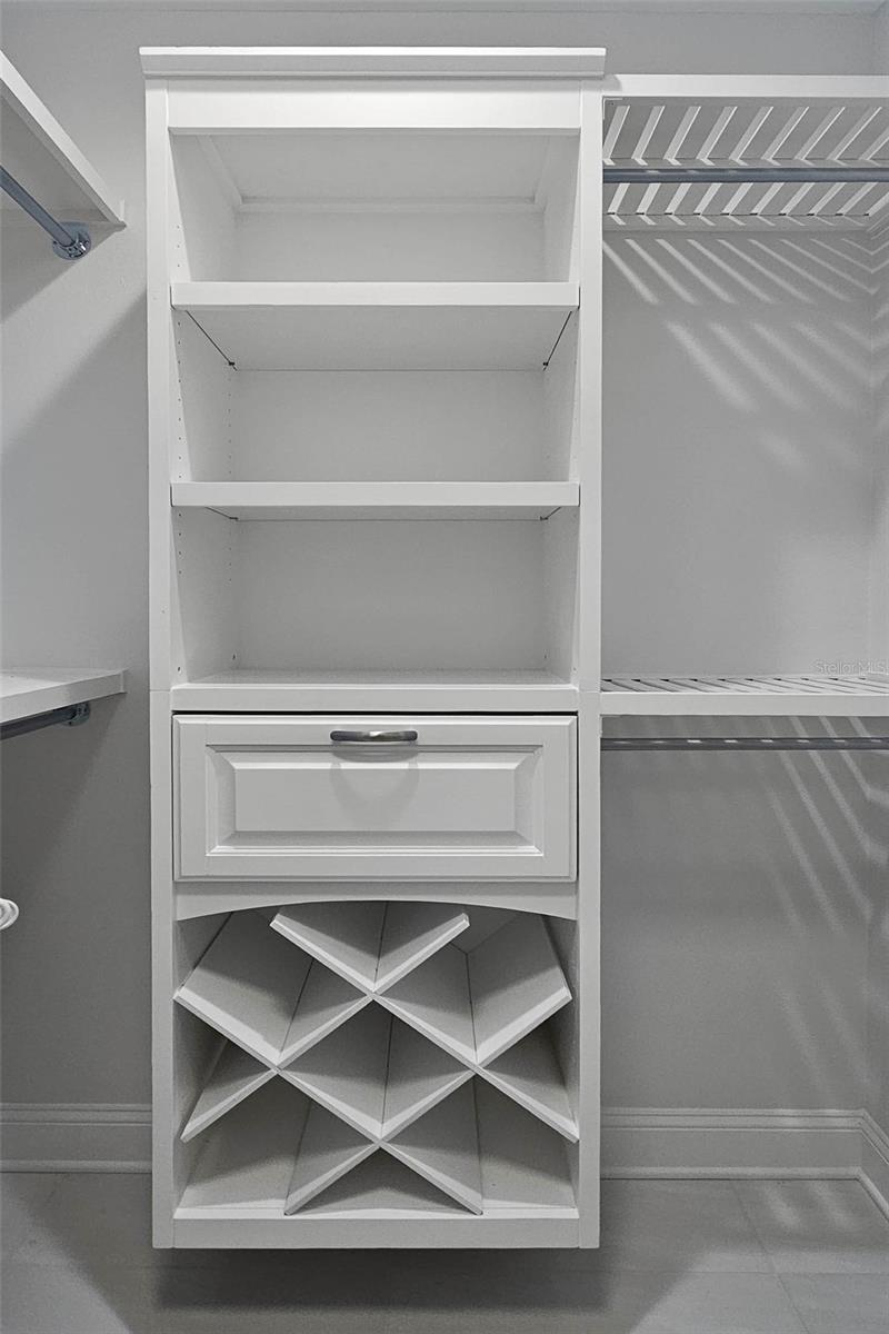 Image 24 of 46 For 1208 River Drive 401