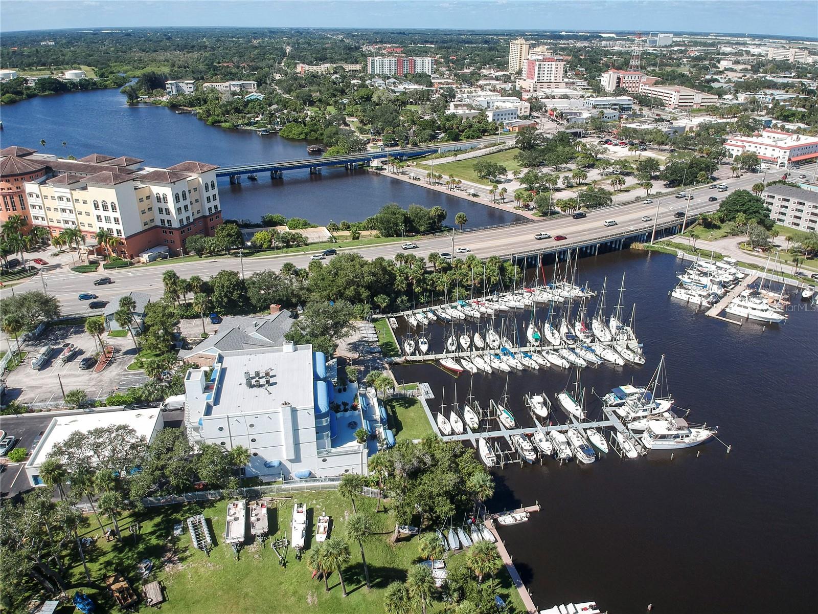 Image 45 of 46 For 1208 River Drive 401