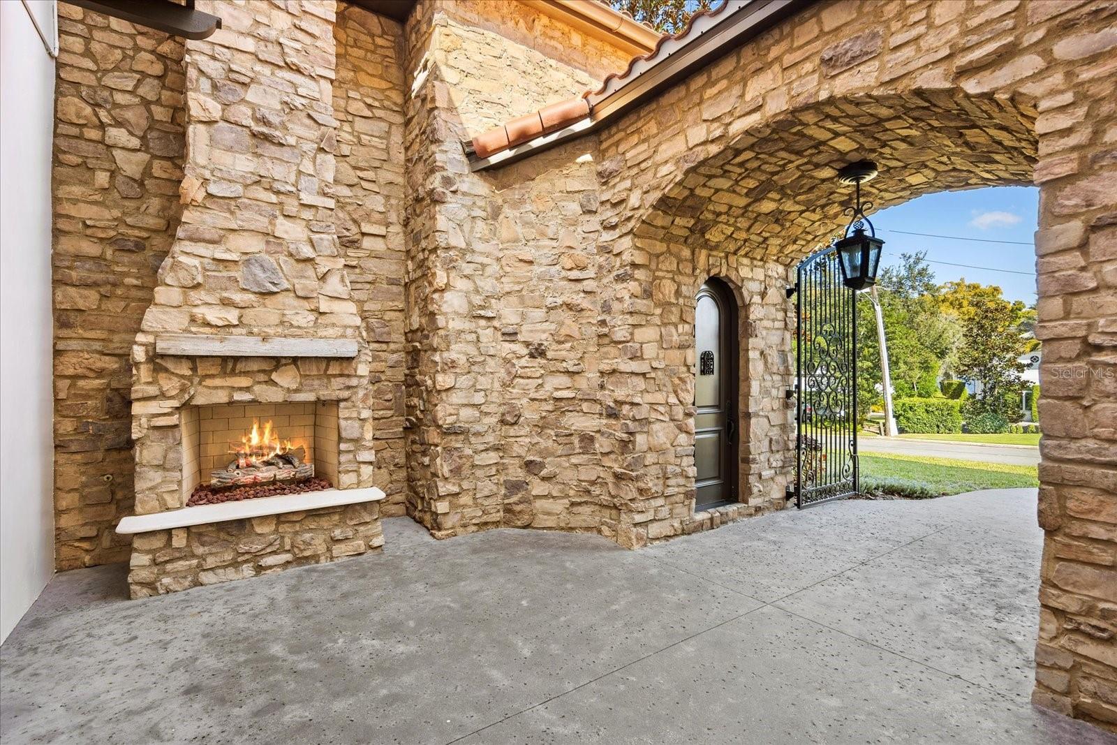 Image 5 of 89 For 1401 Green Cove Road