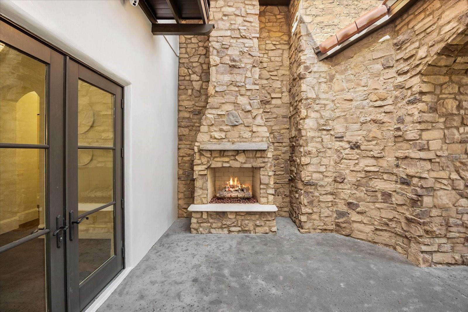 Image 8 of 89 For 1401 Green Cove Road