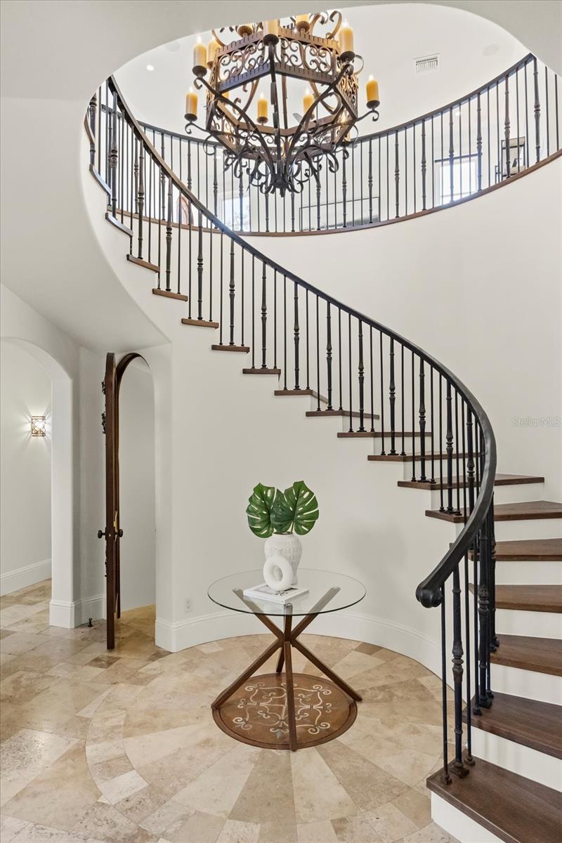 Image 9 of 89 For 1401 Green Cove Road