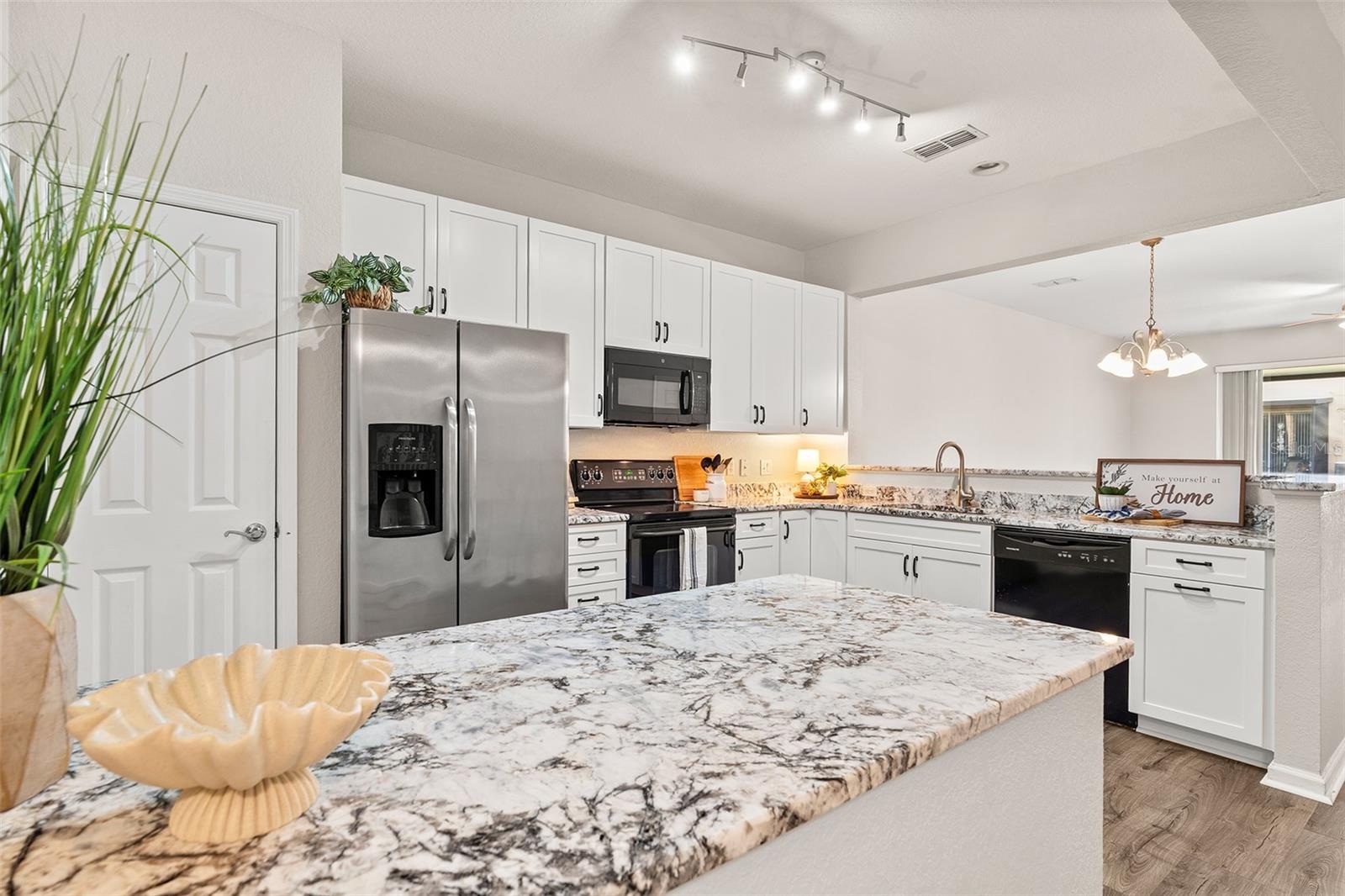 Image 3 of 36 For 2864 Polana St  106