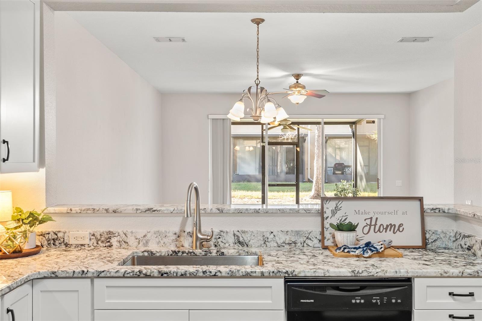 Image 7 of 36 For 2864 Polana St  106