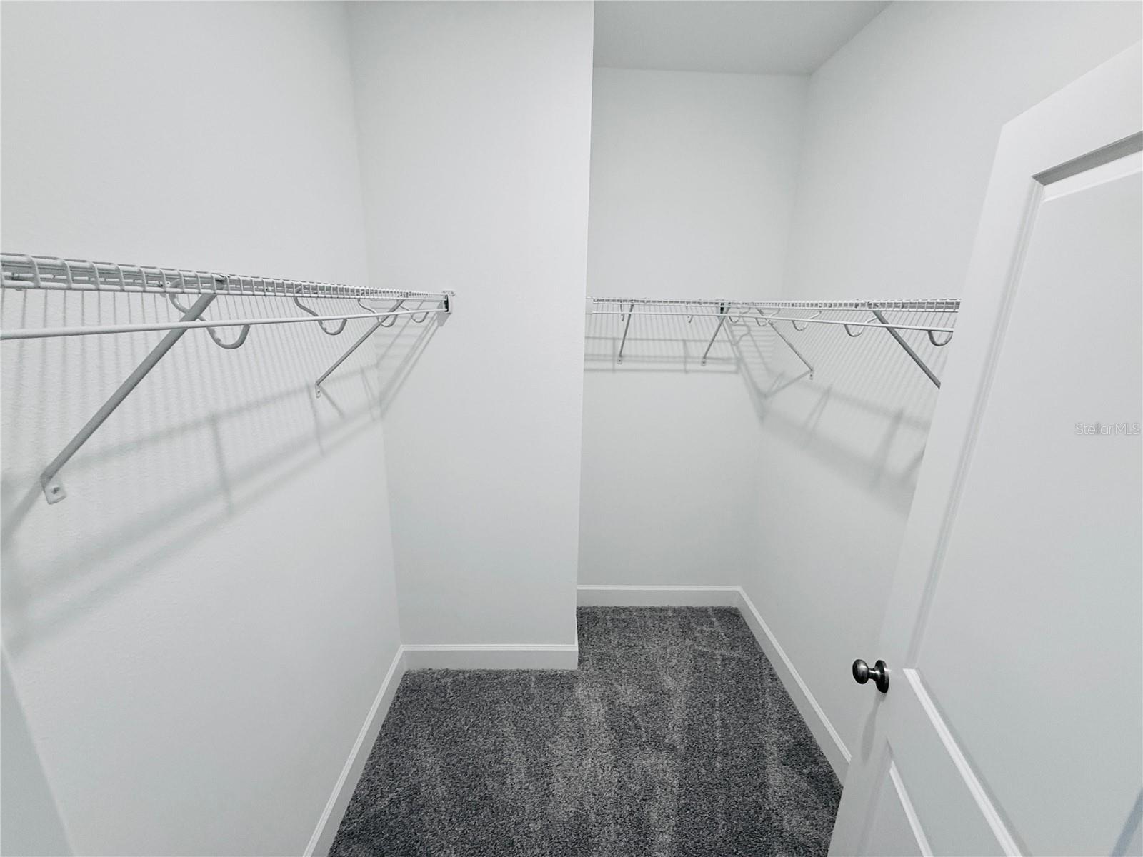 Image 37 of 52 For 12585 Clear Sapphire Drive