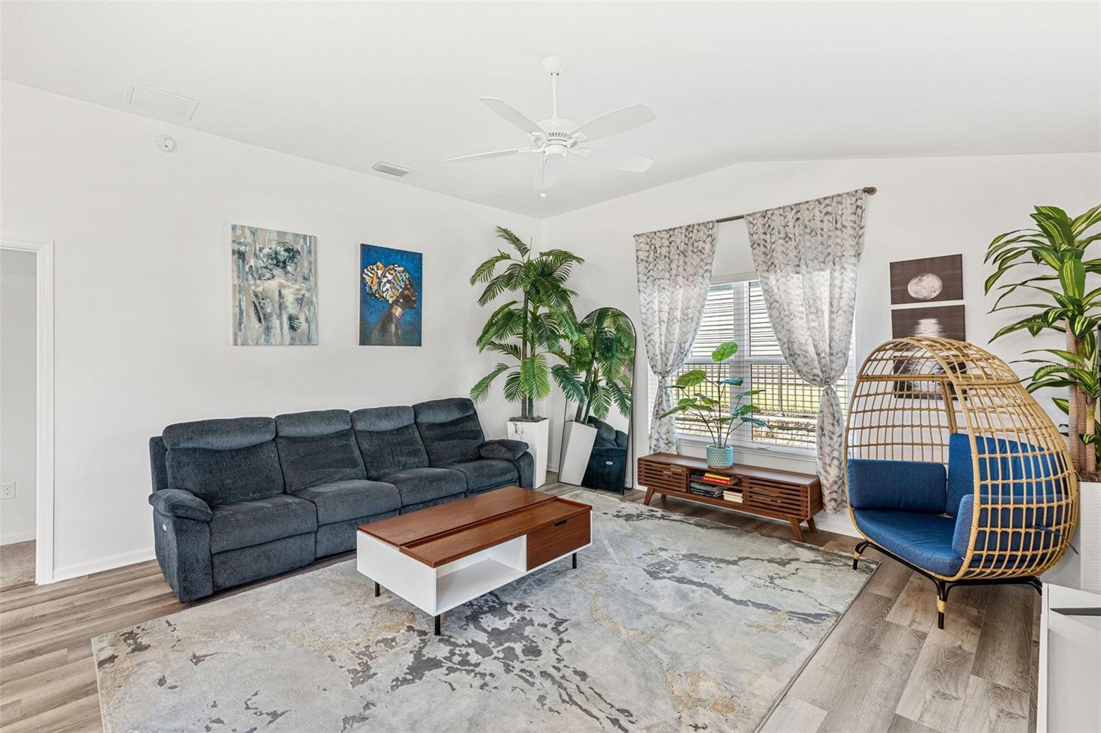 Image 13 of 35 For 4346 Helena Terrace