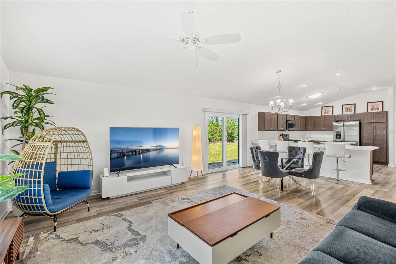 Image 14 of 35 For 4346 Helena Terrace