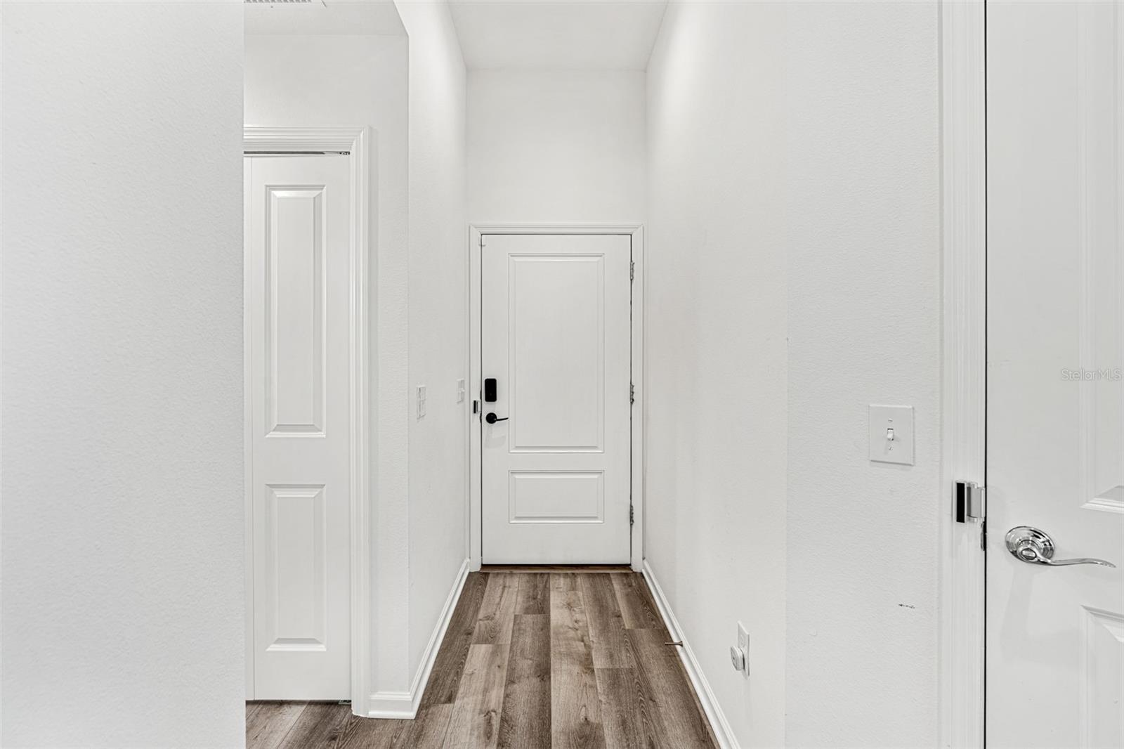 Image 4 of 35 For 4346 Helena Terrace