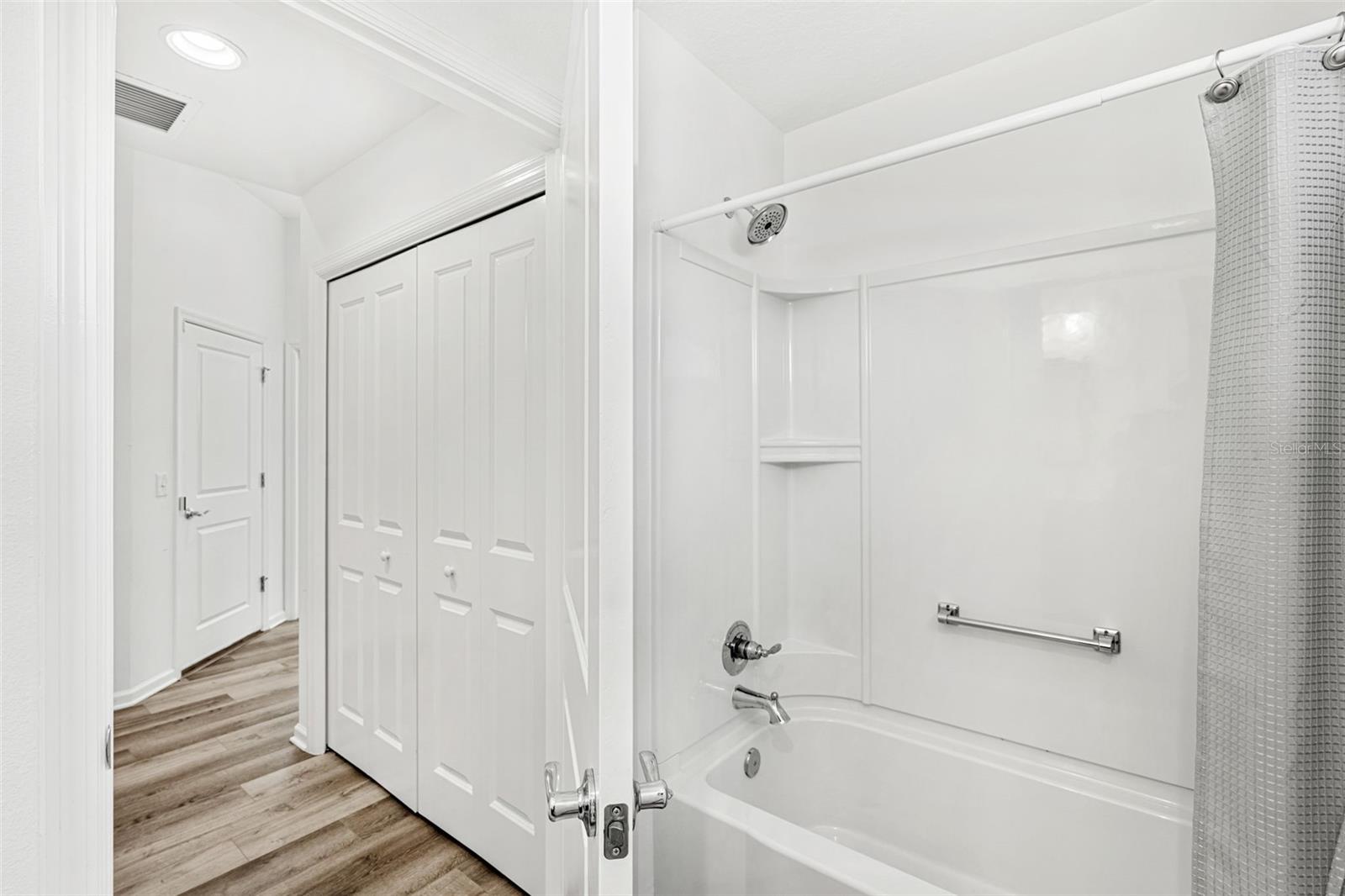 Image 8 of 35 For 4346 Helena Terrace