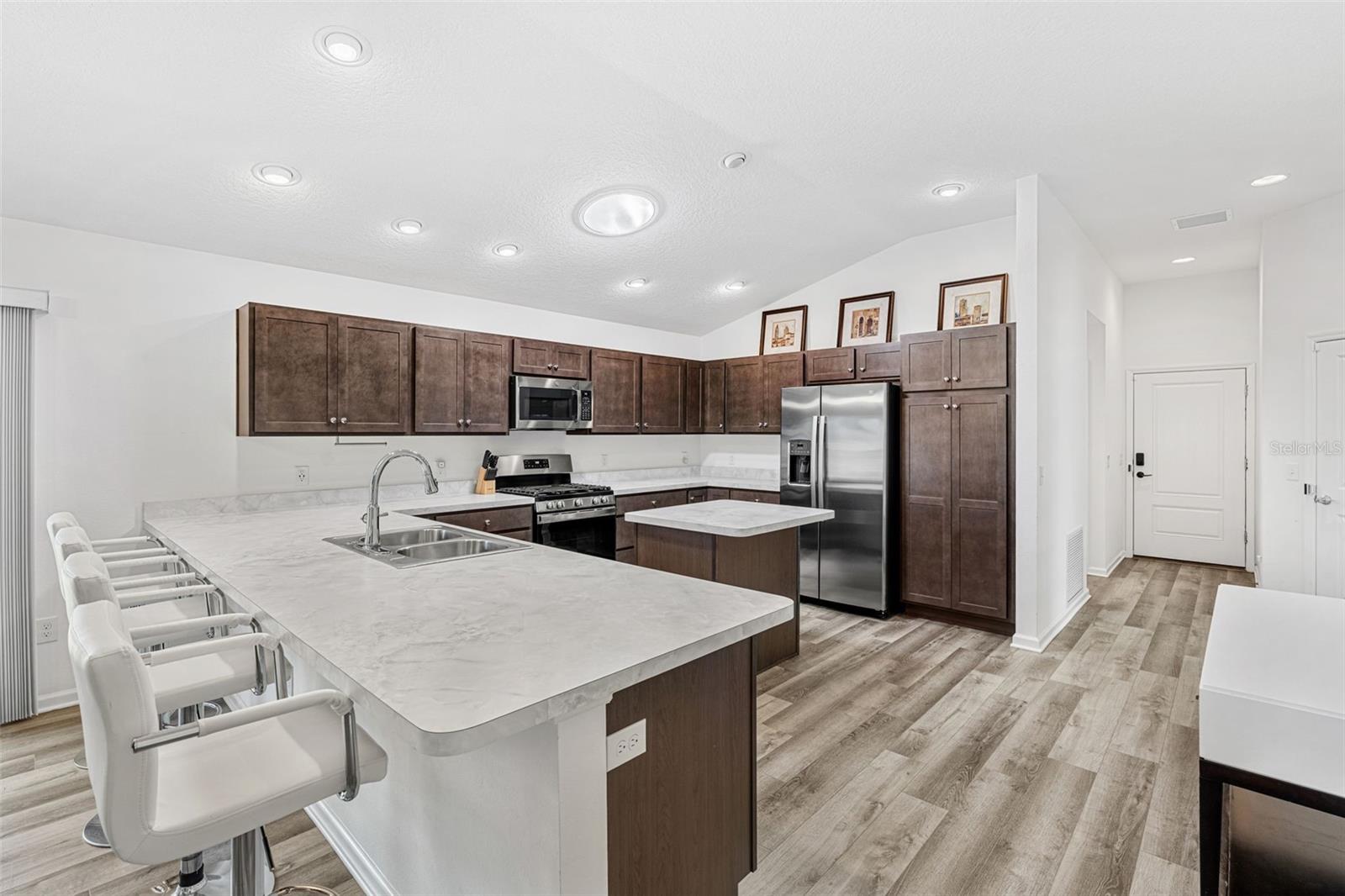 Image 9 of 35 For 4346 Helena Terrace