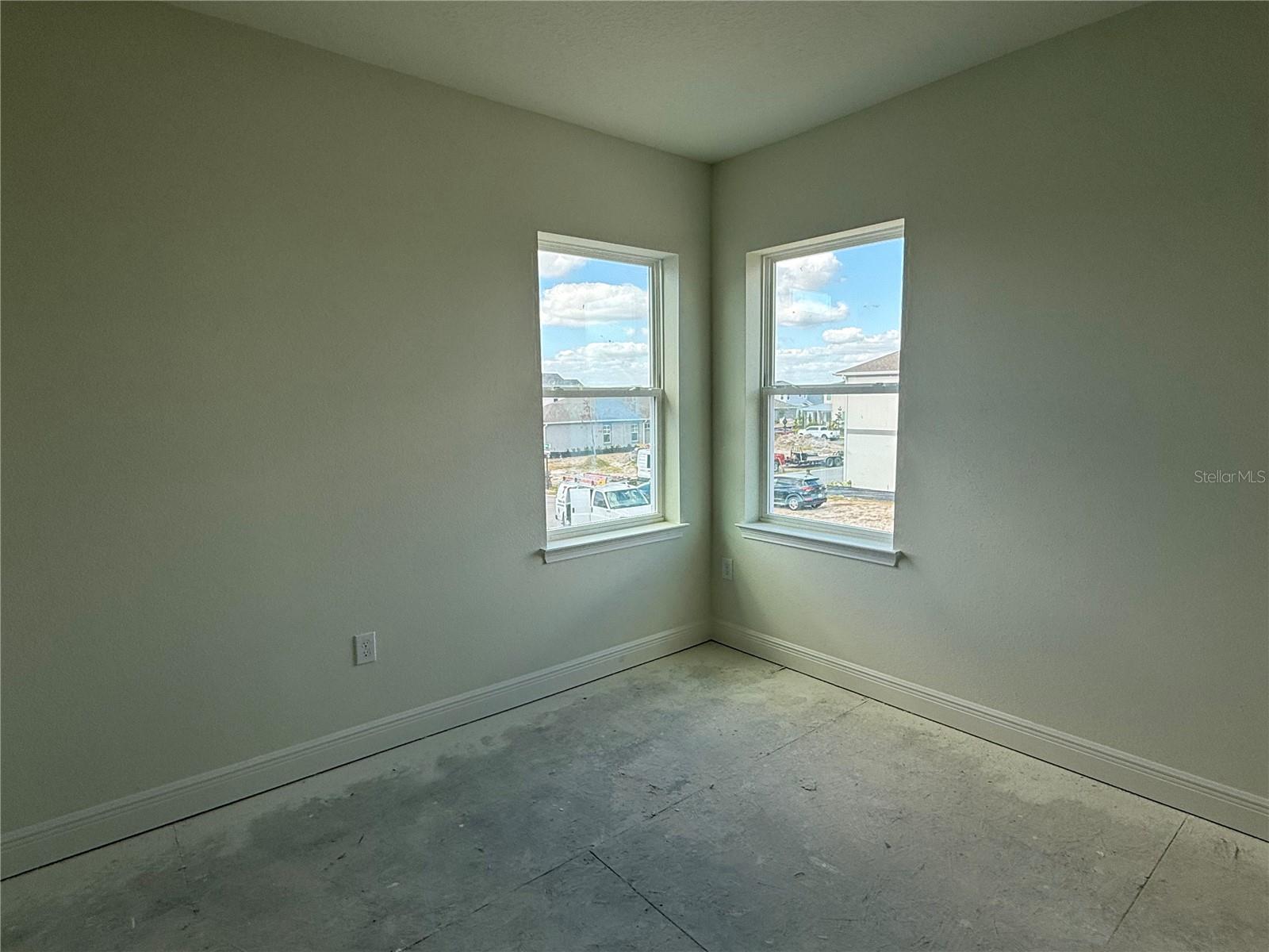 Image 12 of 21 For 10173 Gobat Alley