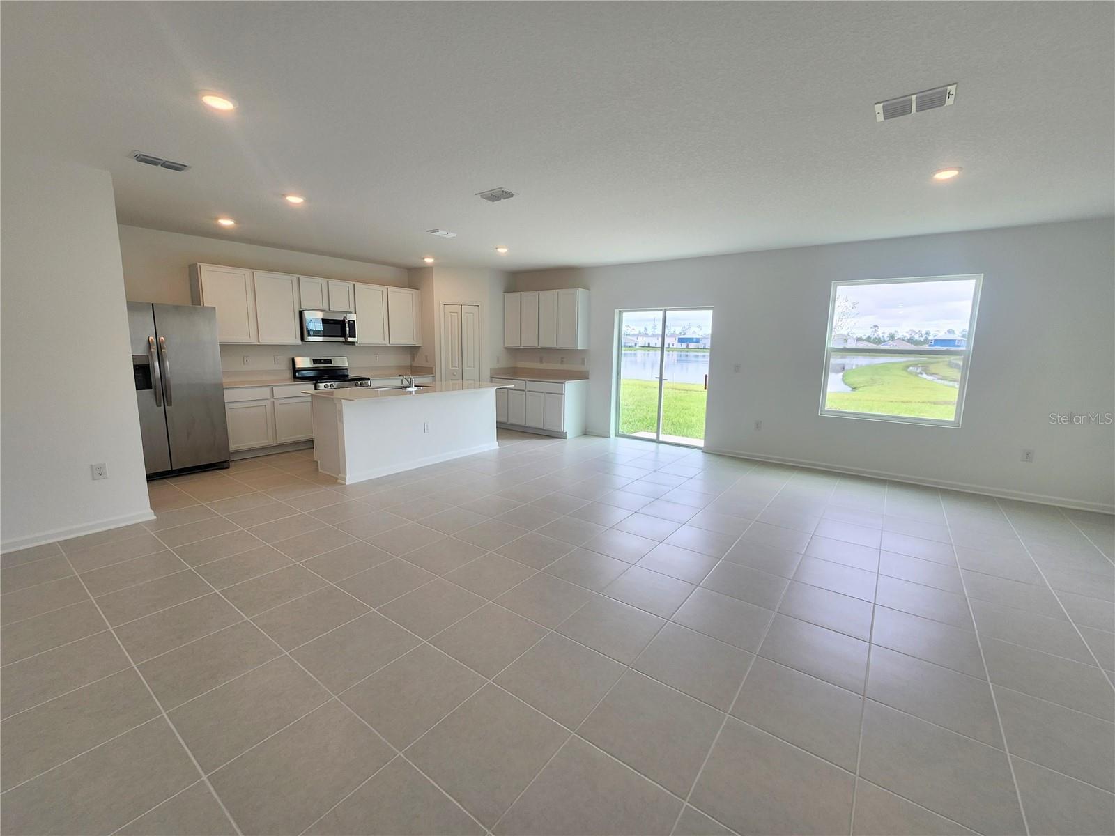 Image 4 of 45 For 1220 Belle Isle Lane