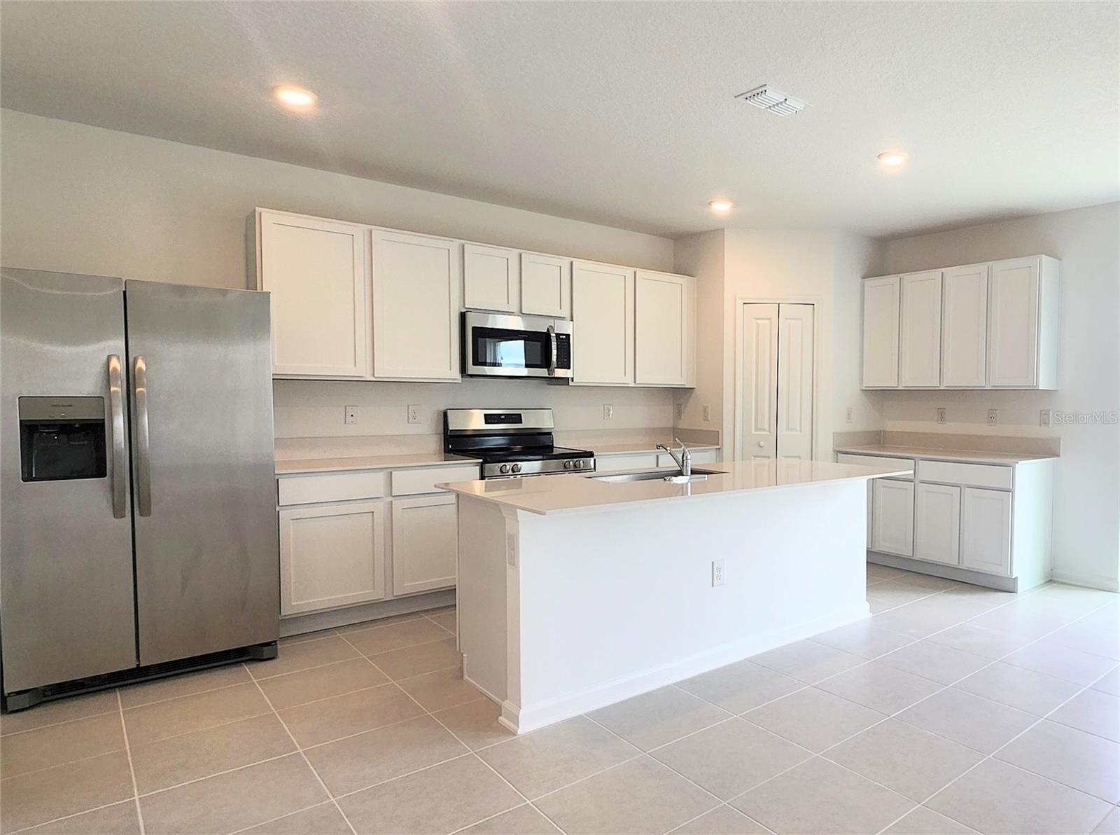 Image 6 of 45 For 1220 Belle Isle Lane