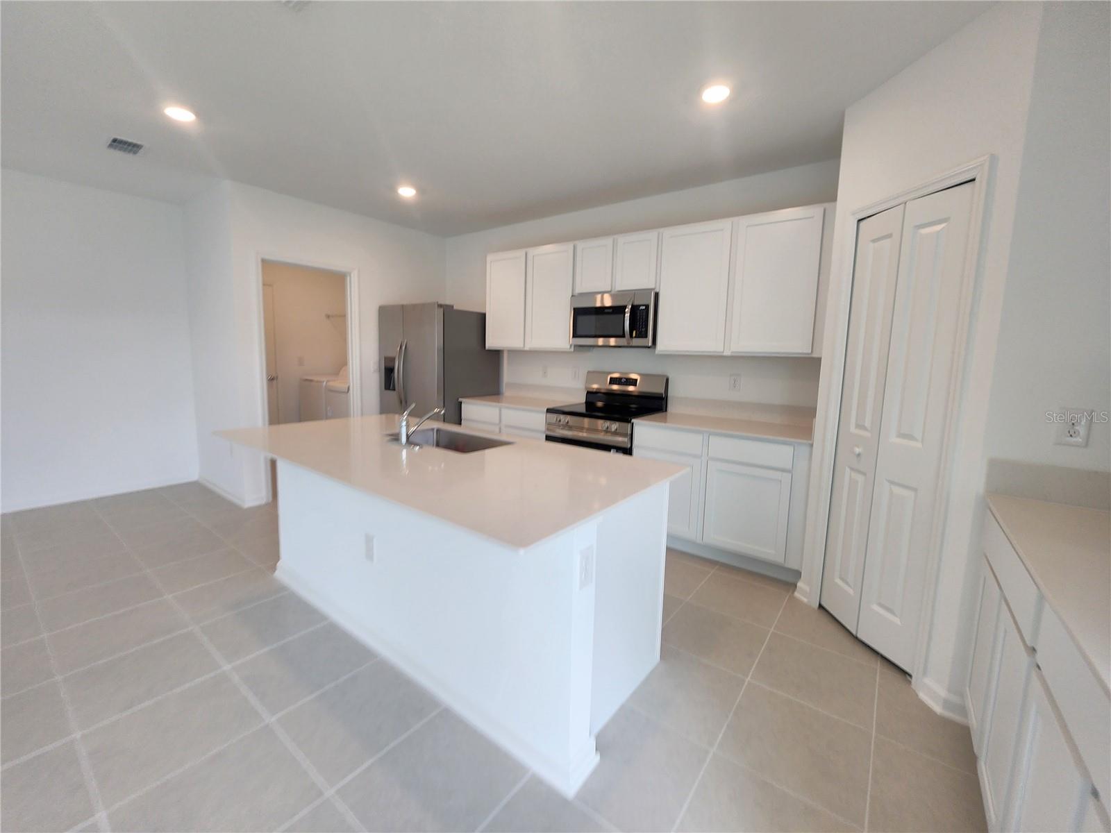 Image 7 of 45 For 1220 Belle Isle Lane