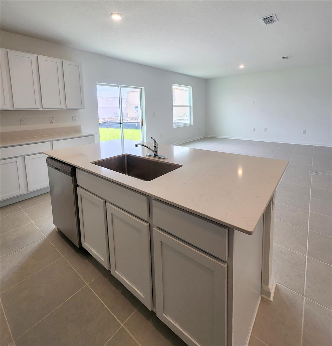 Image 9 of 45 For 1220 Belle Isle Lane