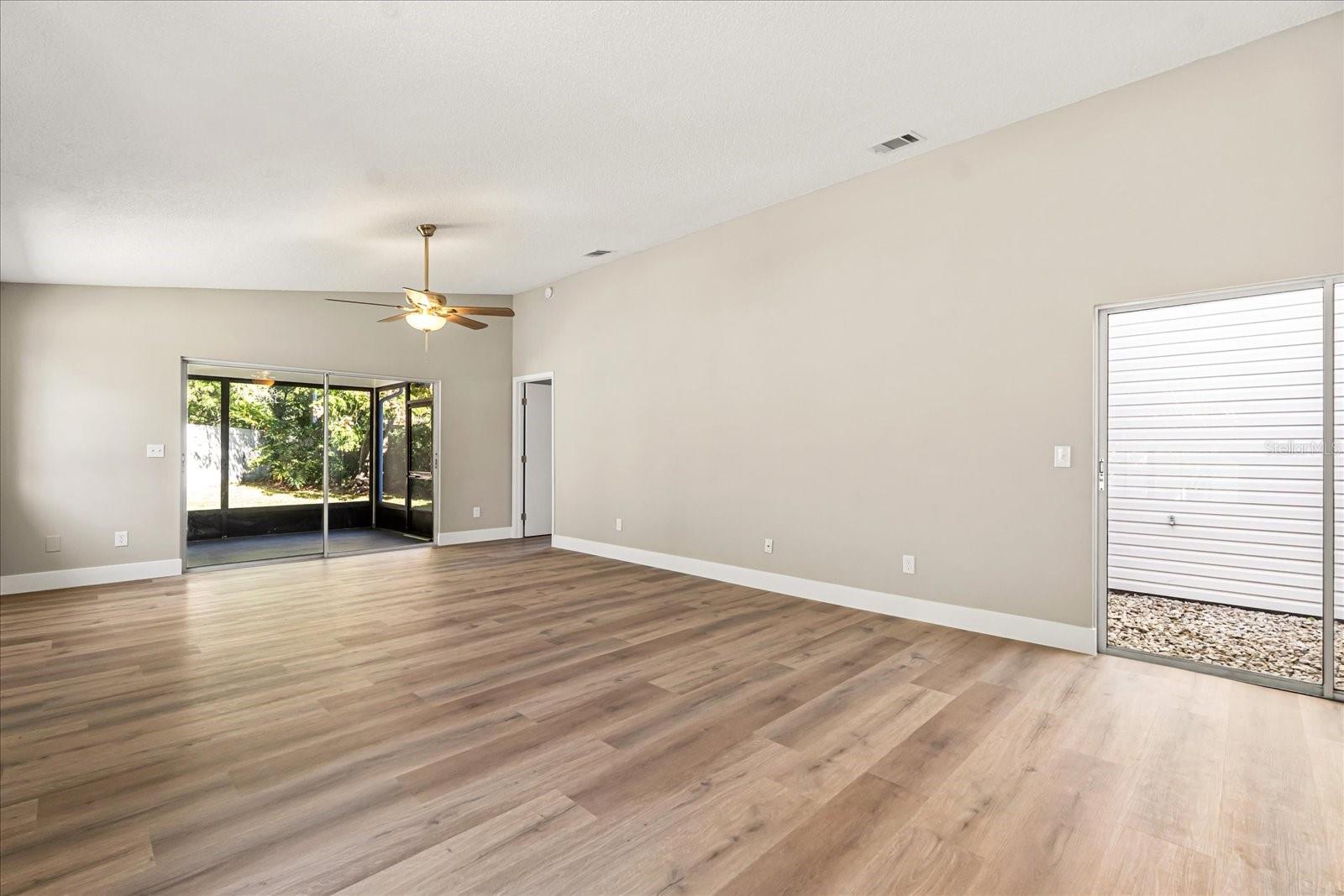 Image 4 of 27 For 975 Malden Court