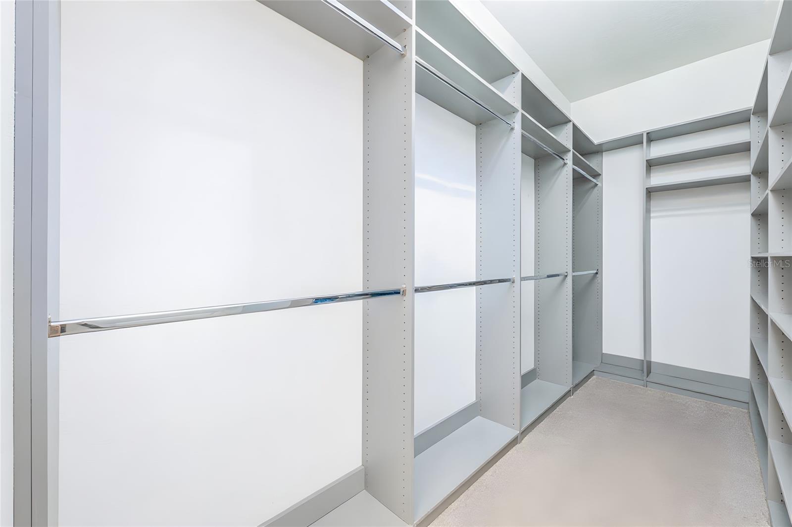 Image 18 of 45 For 15714 Vetta Drive