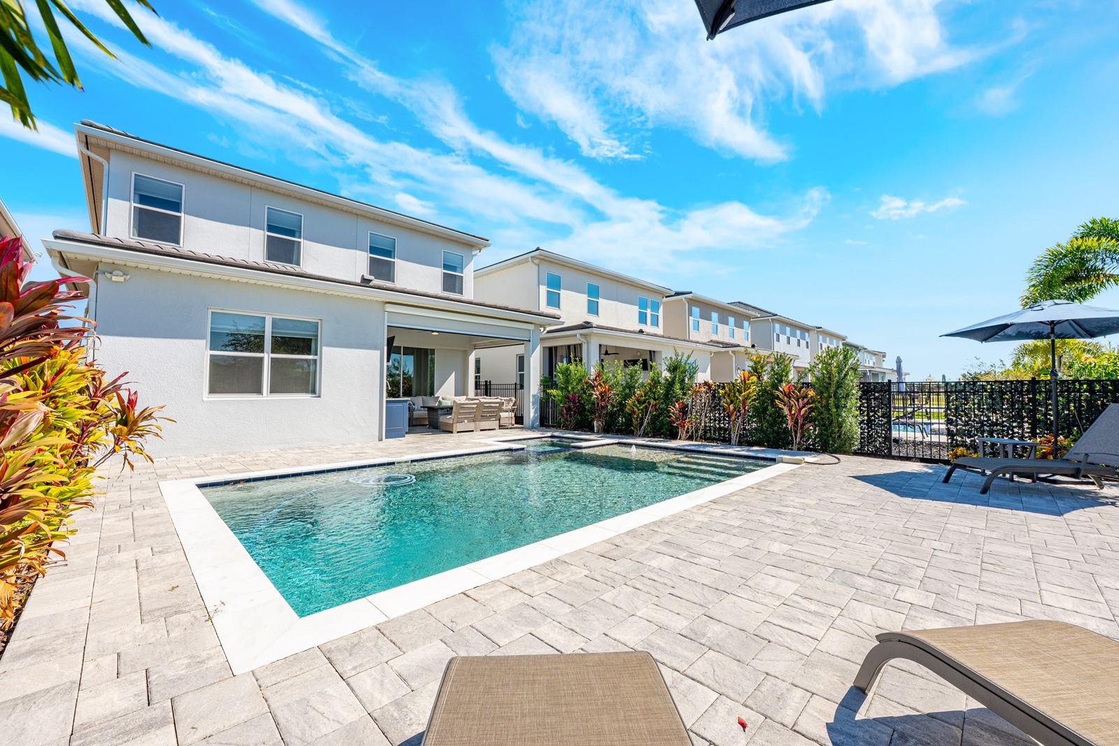 Image 30 of 45 For 15714 Vetta Drive