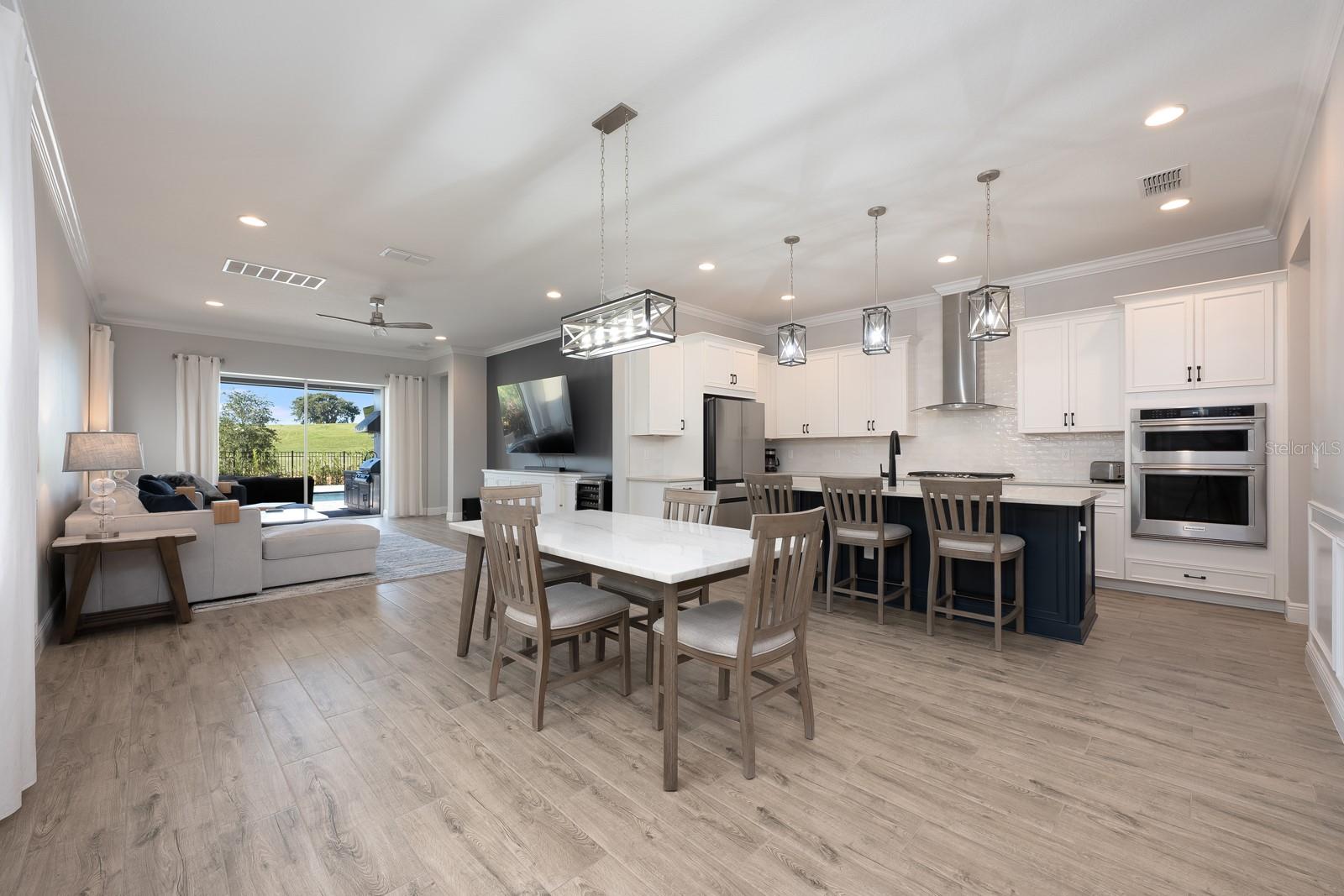 Image 6 of 45 For 15714 Vetta Drive